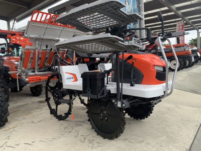 田植機 AW4 写真３